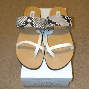 Size 10 Steve Madden Natural Snake Flat Sandal NIB